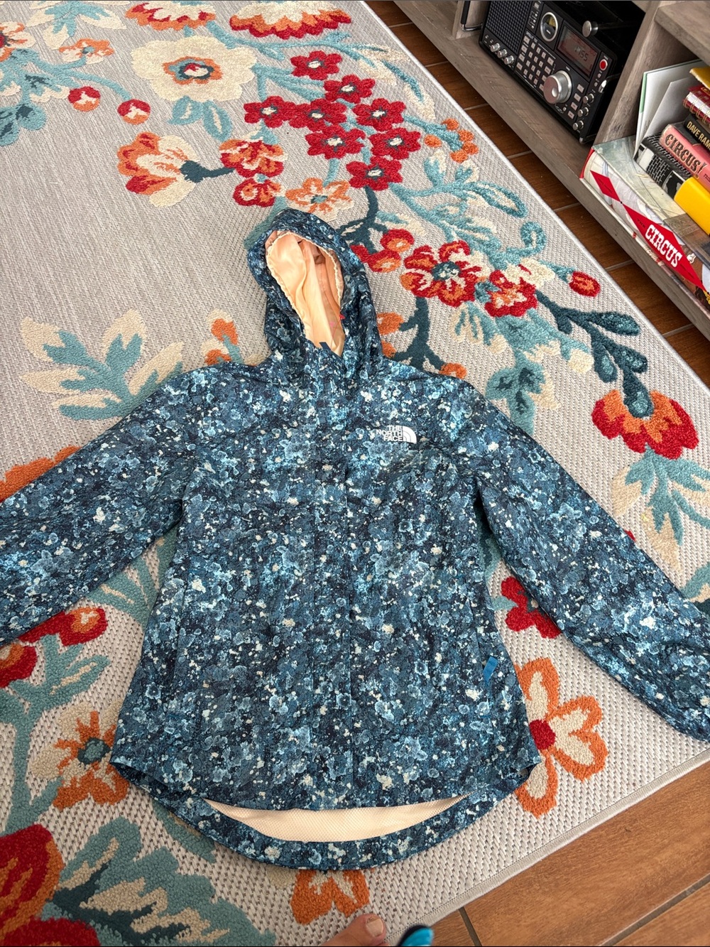 The North Face Kids Blue Floral Print Hooded Rain Jacket